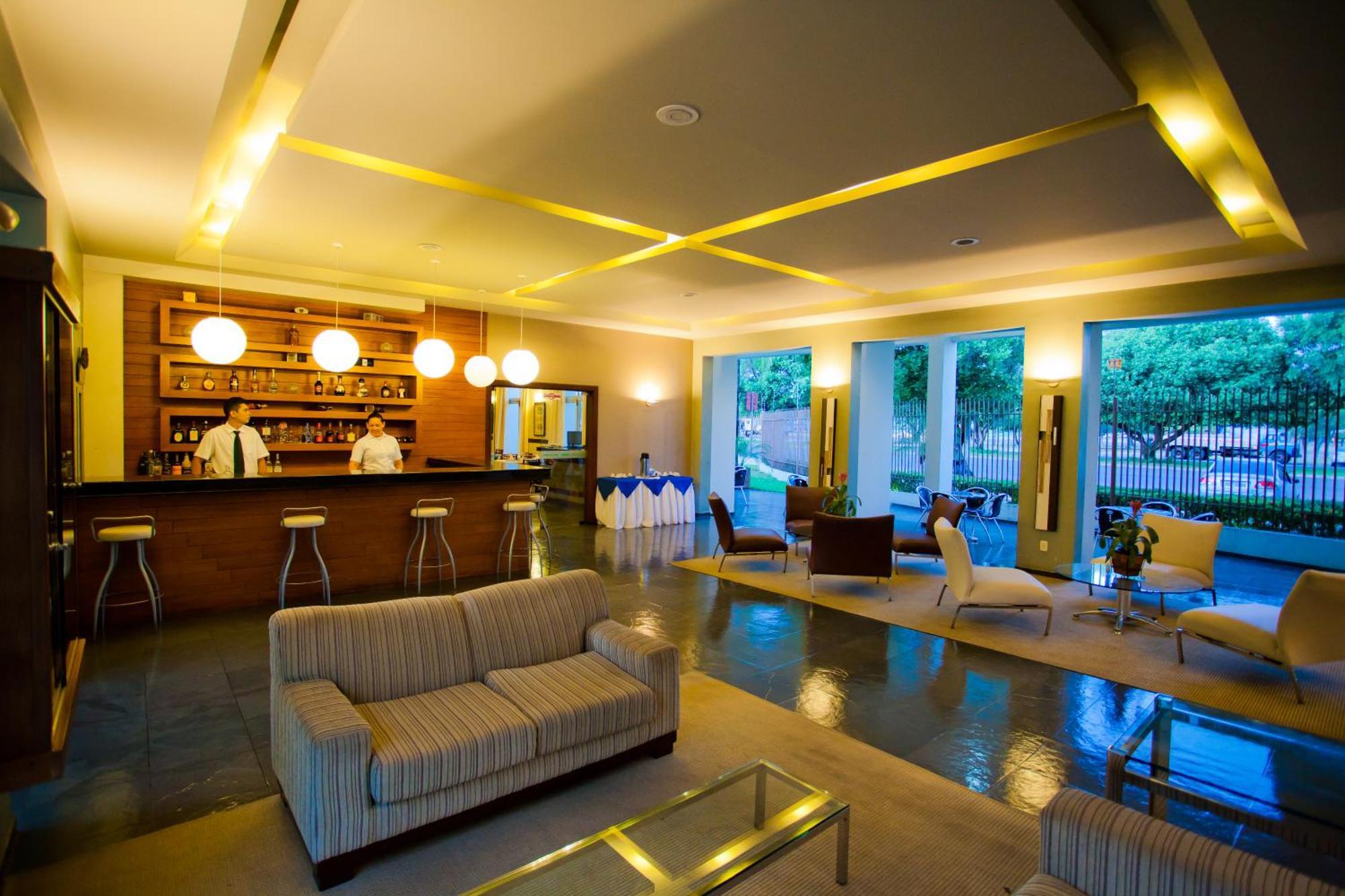 Aipana Plaza Hotel บัววิสตา ภายนอก รูปภาพ