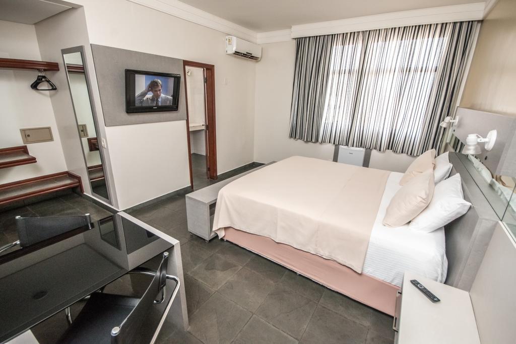 Aipana Plaza Hotel บัววิสตา ภายนอก รูปภาพ